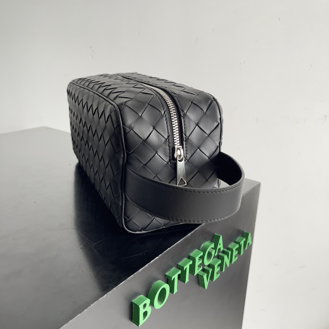 Bottega Veneta Cosmetic Bags